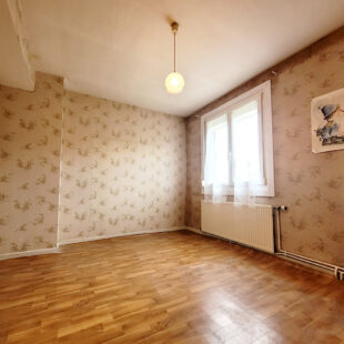 Maison Cuincy 5 pièce(s) 80 m2 <small> Sous compromis </small>