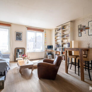 Lille Duplex avec terrasse – Square Box !