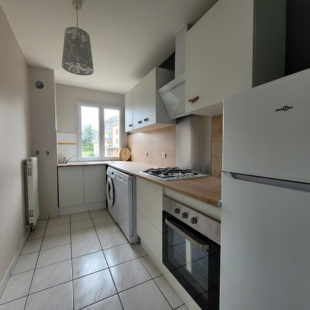 Appartement Avion 3 pièce(s) 66 m2 avec ascenseur au 1 er étage