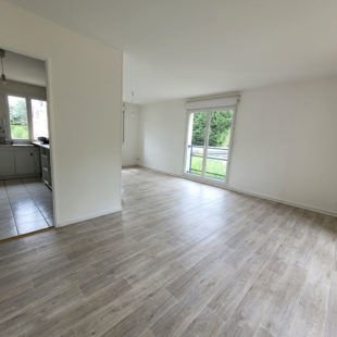 Appartement Avion 3 pièce(s) 66 m2 avec ascenseur au 1 er étage