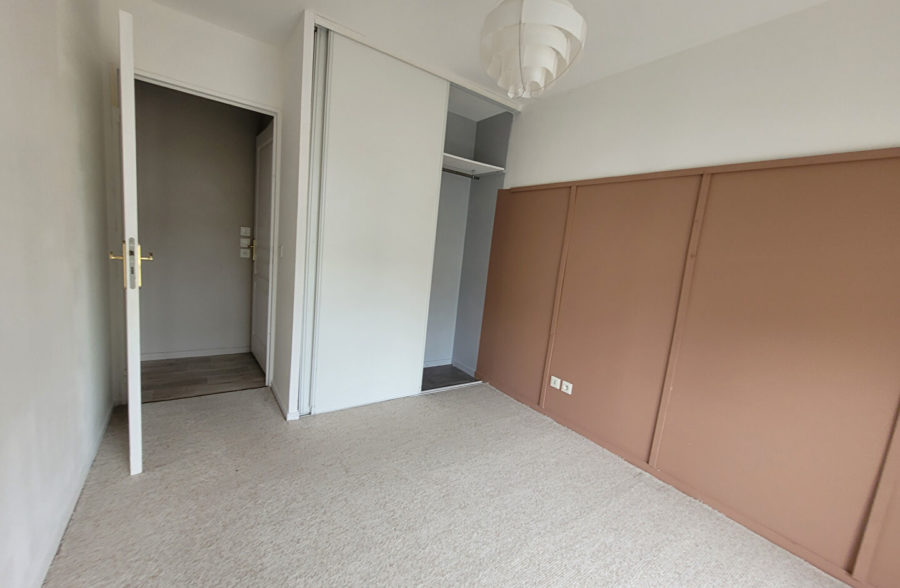 Appartement Avion 3 pièce(s) 66 m2 avec ascenseur au 1 er étage