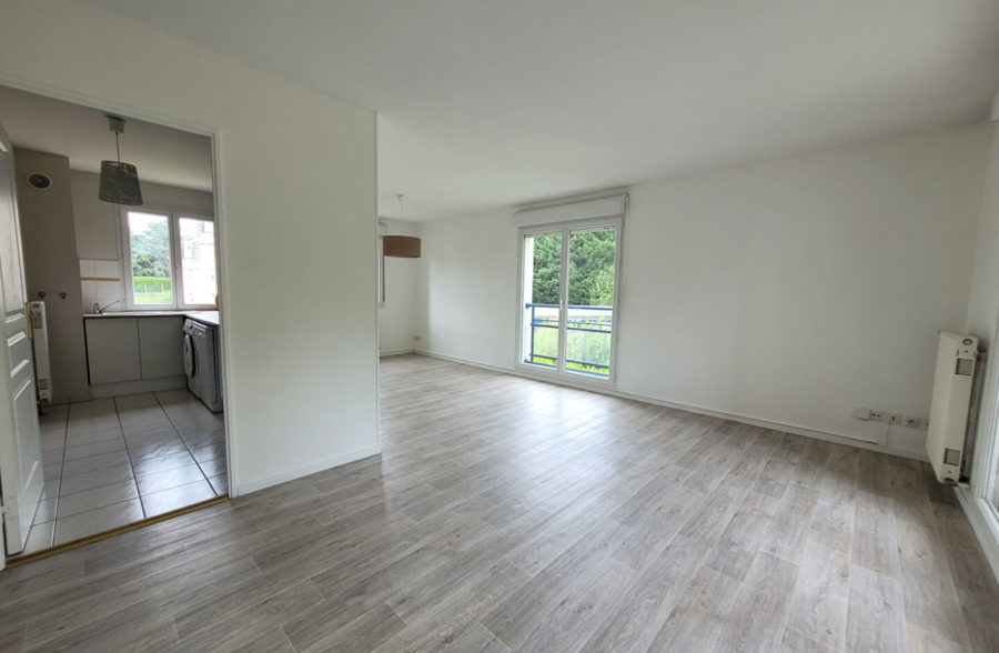 Appartement Avion 3 pièce(s) 66 m2 avec ascenseur au 1 er étage