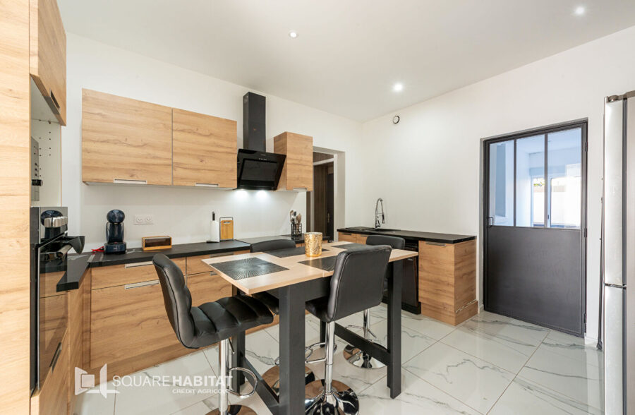 MAISON SEMI INDIVIDUELLE ENTIEREMENT RENOVEE