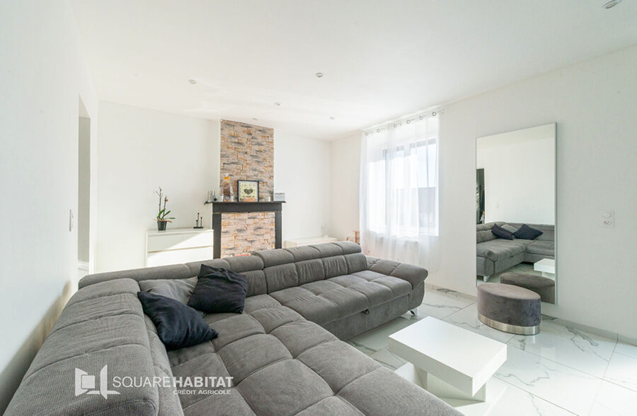 MAISON SEMI INDIVIDUELLE ENTIEREMENT RENOVEE