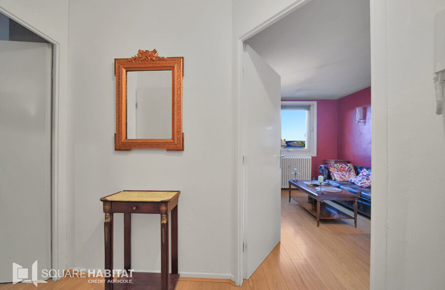 Appartement Lens 2 pièce(s) 42.61 m2 cave+ garage.