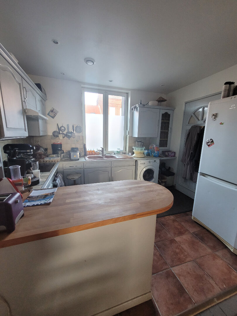 Immeuble mixte 5 lots 200 m2 <small> Sous compromis </small>