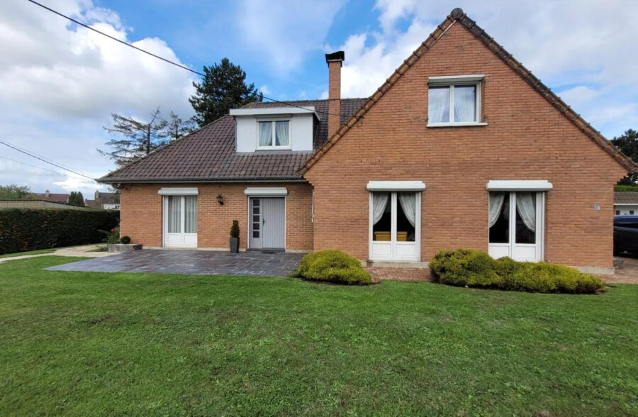 Maison familiale de type semi plain pied