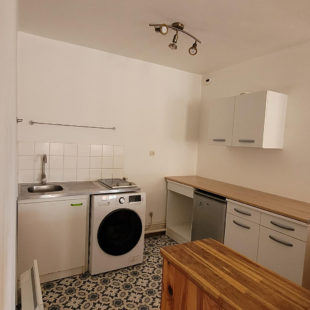 LILLE WAZEMMES : APPARTEMENT TYPE 2 AVEC PLACE DE PARTING PRIVATIVE