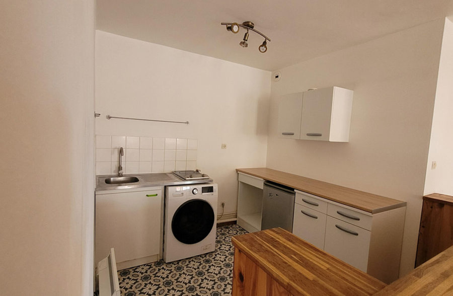 LILLE WAZEMMES : APPARTEMENT TYPE 2 AVEC PLACE DE PARTING PRIVATIVE