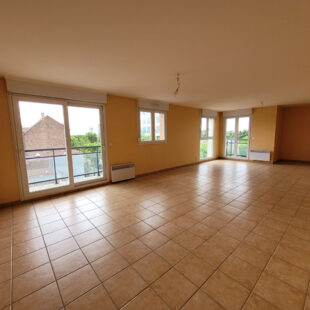 Appartement Lens 6 pièce(s) 110 m2 avec garage et ascenseur.