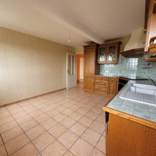 Appartement Lens 6 pièce(s) 110 m2 avec garage et ascenseur.