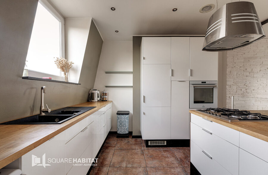 Appartement T3 en duplex + terrasse ensoleillée