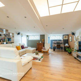 MAISON CUBIQUE DE 215 M² &nbsp;Sous compromis&nbsp;