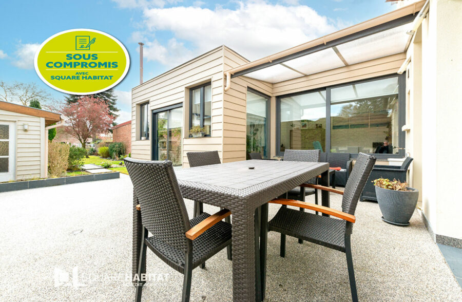 MAISON CUBIQUE DE 215 M² &nbsp;Sous compromis&nbsp;