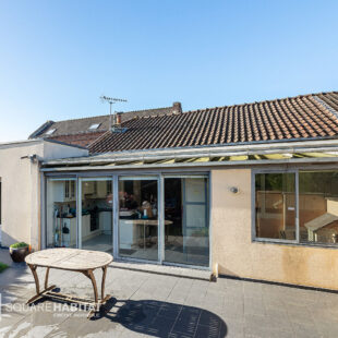 Plain pied semi individuel  4chs + jardin + double garage