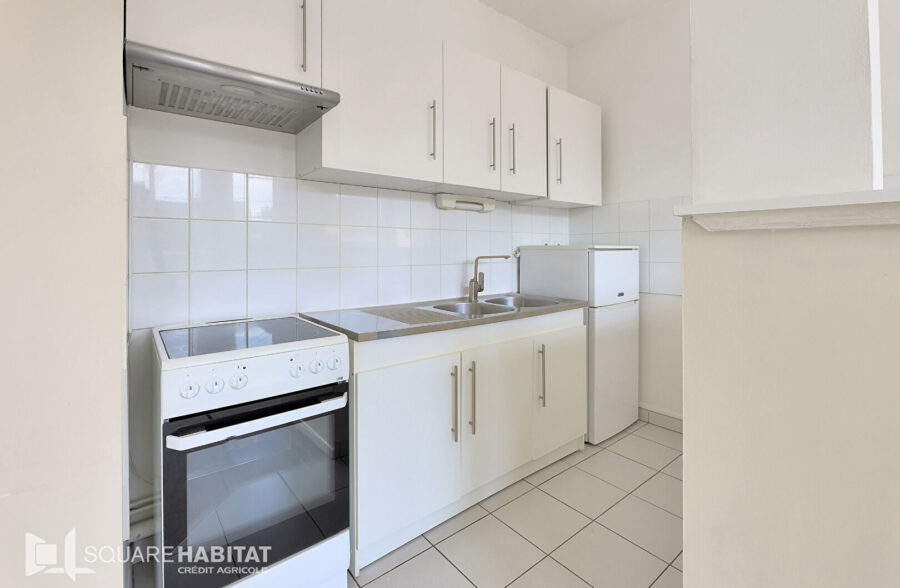 Appartement Lens 3 pièce(s) 67 m2 avec garage fermé et cave.