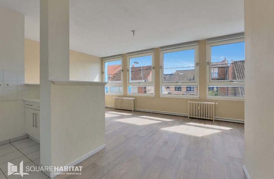 Appartement Lens 3 pièce(s) 67 m2 avec garage fermé et cave.