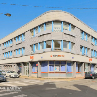 Appartement Lens 3 pièce(s) 67 m2 avec garage fermé et cave.