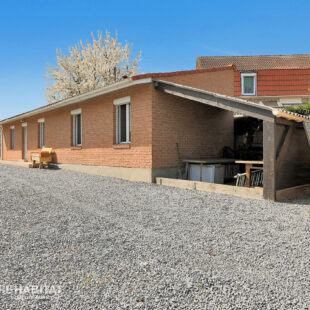 PLAIN PIED INDIVIDUEL AVEC GRAND TERRAIN CONSTRUCTIBLE.