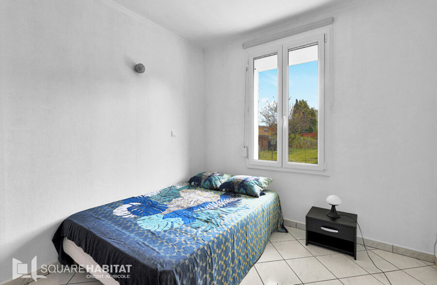 PLAIN PIED INDIVIDUEL AVEC GRAND TERRAIN CONSTRUCTIBLE.