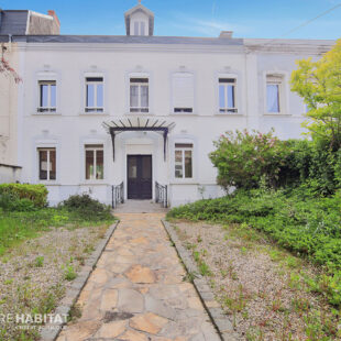 Maison Caudry 7 pièce(s) 211 m2