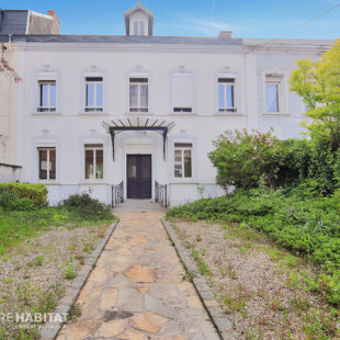 Maison Caudry 7 pièce(s) 211 m2