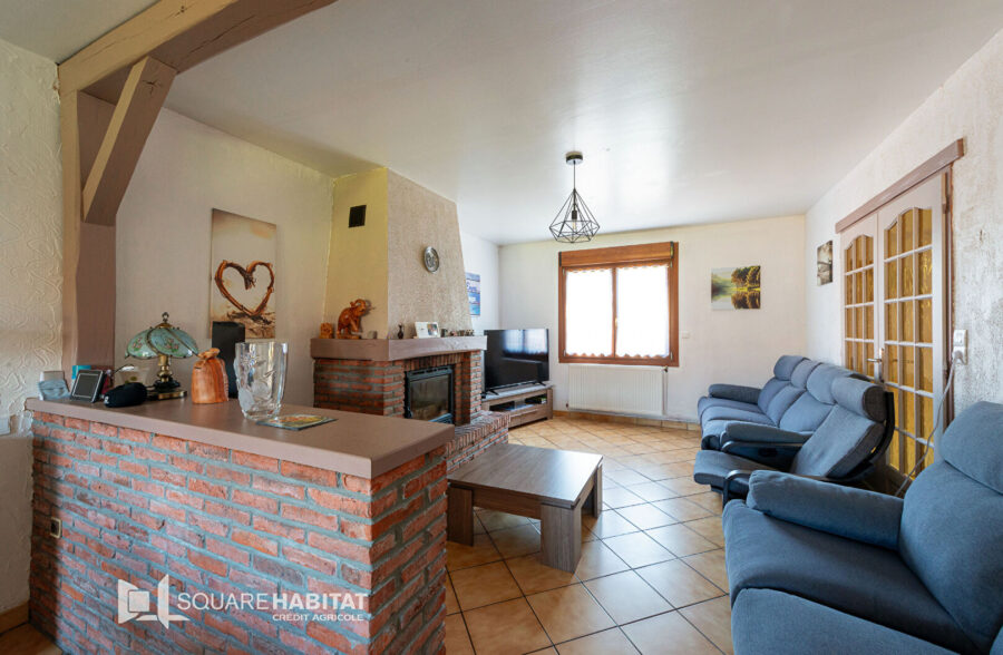 MAISON SEMI INDIVIDUELLE 4 CHAMBRES  Sous compromis 