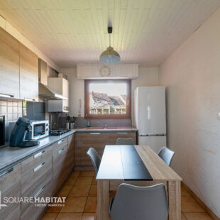 MAISON SEMI INDIVIDUELLE 4 CHAMBRES  Sous compromis 