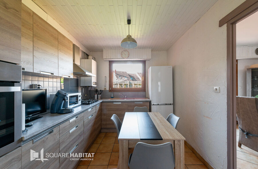 MAISON SEMI INDIVIDUELLE 4 CHAMBRES  Sous compromis 