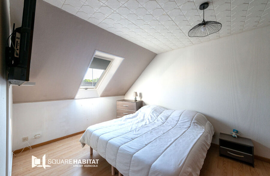 MAISON SEMI INDIVIDUELLE 4 CHAMBRES  Sous compromis 
