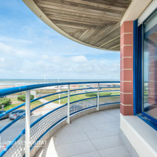Appartement 4 pièces 93m2 FACE MER