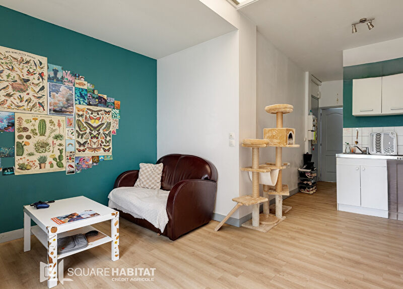 HELLEMMES LILLE – IMMEUBLE – 3 LOTS CADASTRES – JARDIN – STATIONNEMENT – PROCHE METRO ET COMMERCES