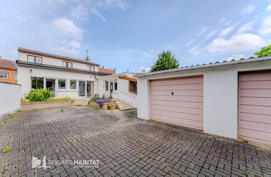 Semi plain-pied 180 m²  Sous compromis 