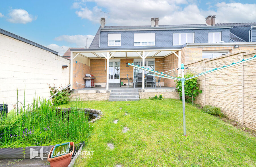 SUPERBE MAISON ENTIEREMENT RENOVEE A HERIN