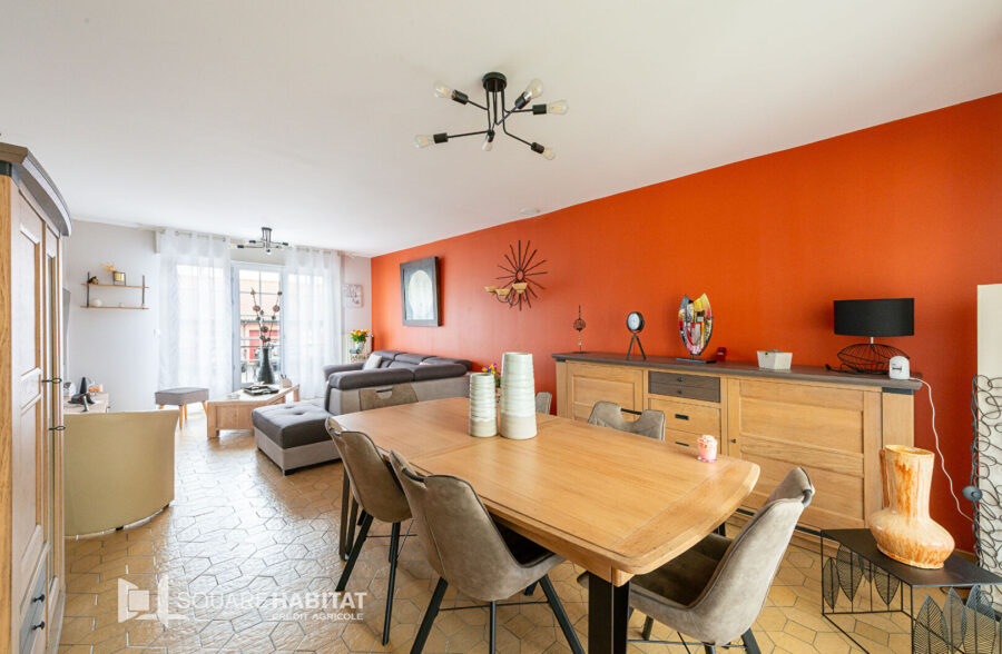 SUPERBE MAISON ENTIEREMENT RENOVEE A HERIN