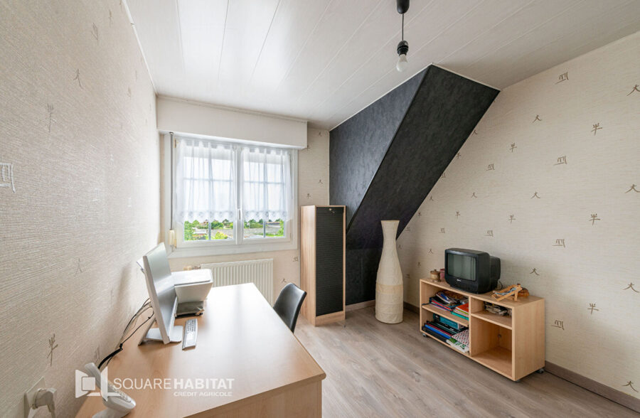 SUPERBE MAISON ENTIEREMENT RENOVEE A HERIN