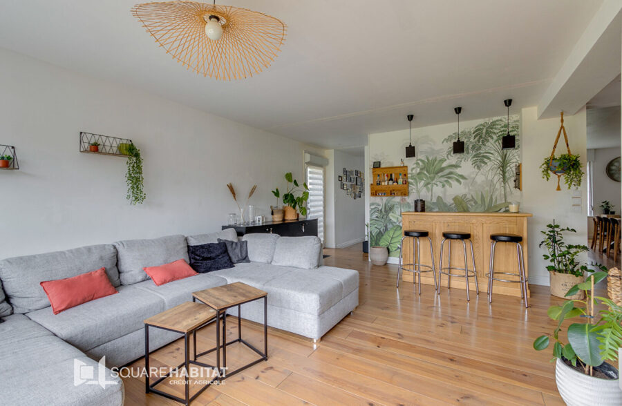 VENDUE- Maison avec une très belle rénovation – 3 chambres – jardin – garage <small> Sous compromis </small>