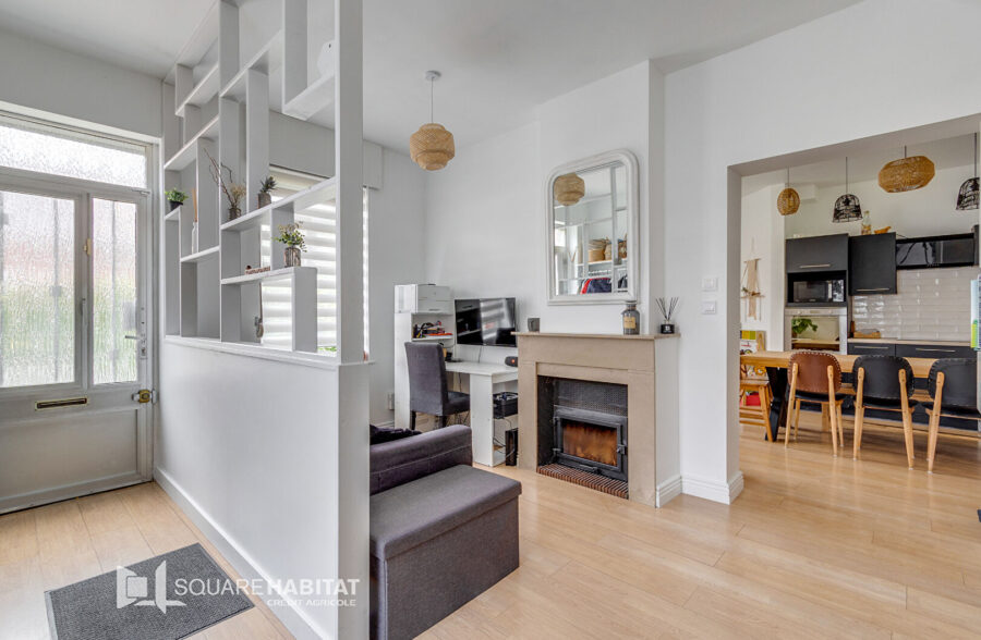 VENDUE- Maison avec une très belle rénovation – 3 chambres – jardin – garage <small> Sous compromis </small>