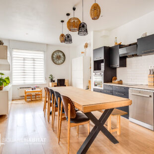 VENDUE- Maison avec une très belle rénovation – 3 chambres – jardin – garage <small> Sous compromis </small>