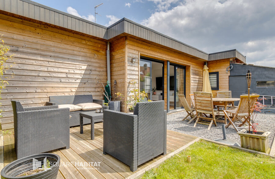 VENDUE- Maison avec une très belle rénovation – 3 chambres – jardin – garage <small> Sous compromis </small>