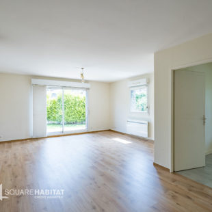 Appartement 2 chambres et dressing, garage, cave