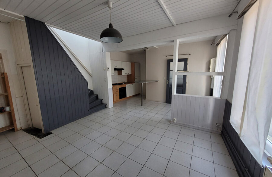 Maison Fretin 4 pièce(s) 65 m2 <small> Sous compromis </small>
