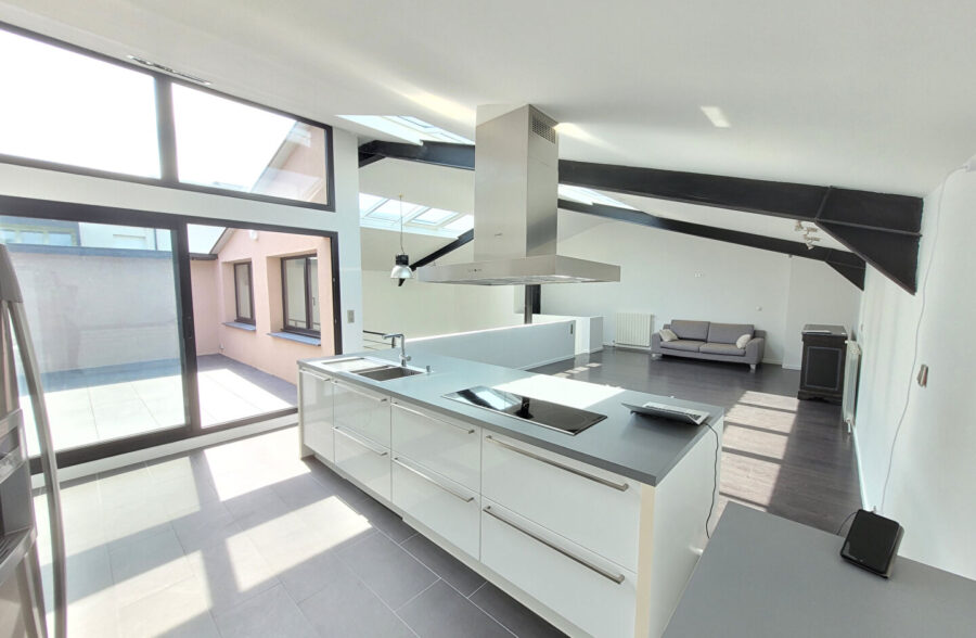 LOFT 168 m² habitables, terrasse