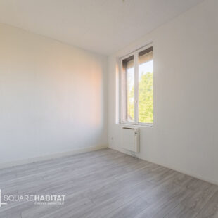 Maison 93m² ,3 chambres, cour  Sous compromis 