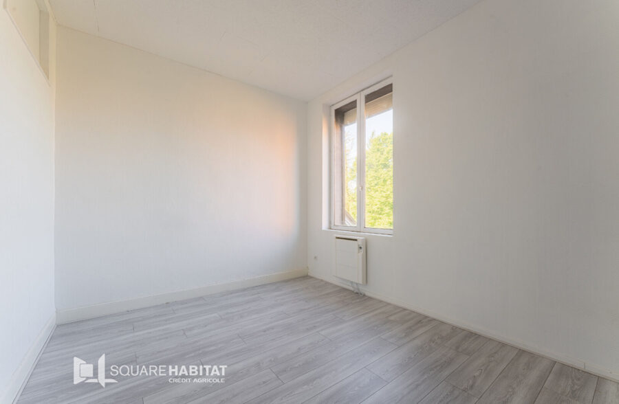 Maison 93m² ,3 chambres, cour  Sous compromis 