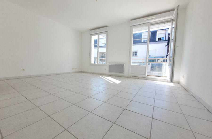 Appartement 43 m2  Sous compromis 