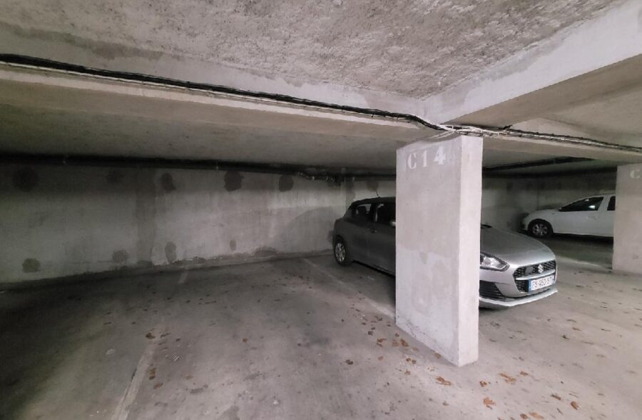 T2 avec vaste terrasse et parking en sous sol.