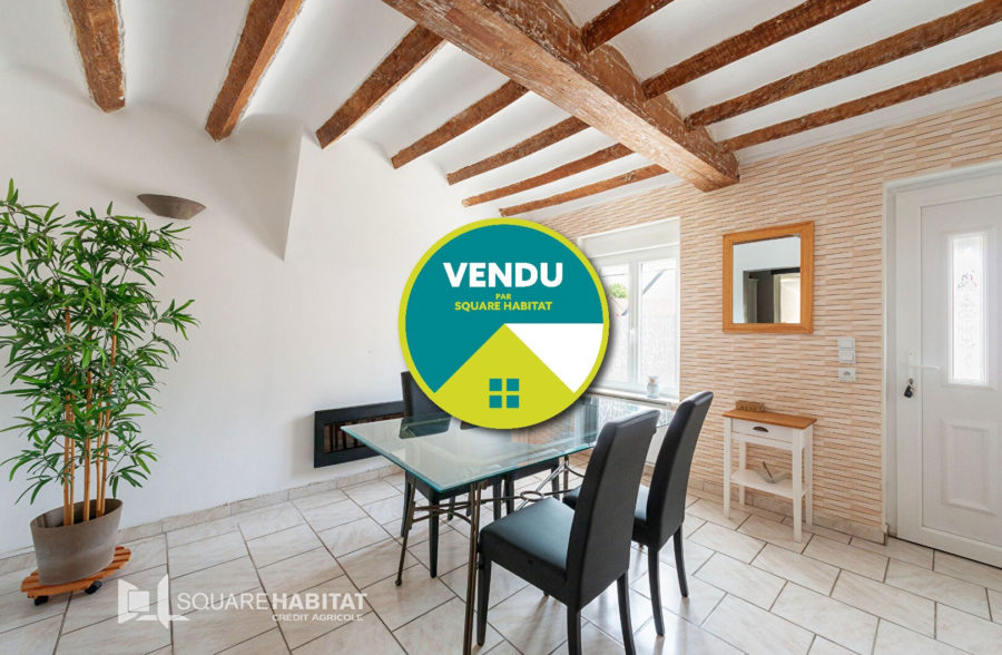 MAISON ENTIEREMENT RENOVEE  Sous compromis 