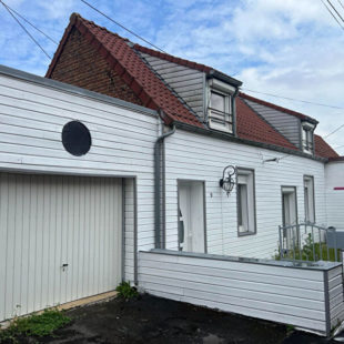 Maison avec 2 chambres et garage, secteur calme