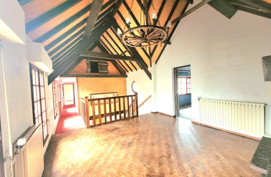 Maison Aire Sur La Lys 5 pièce(s) 155 m2 <small> Sous compromis </small>